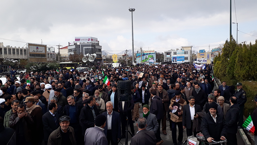 مشت محکم بر دهان بدخواهان نظام و آشوبگران