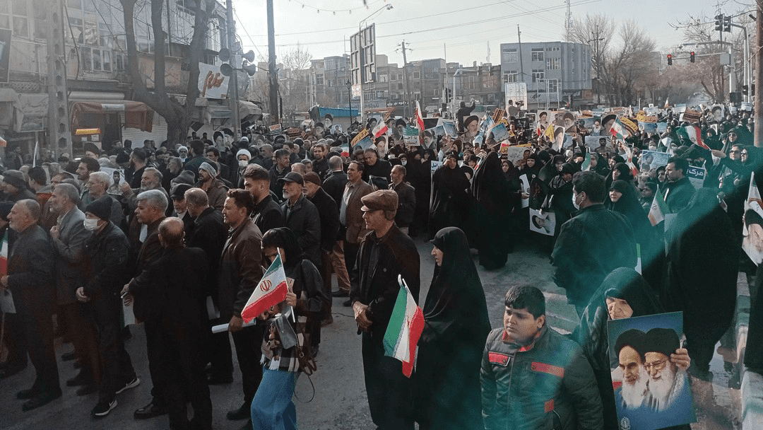 خروش کرمانشاهیها غیور علیه جنایات اغتشاشگران خروش کرمانشاهیها غیور علیه جنایات اغتشاشگران