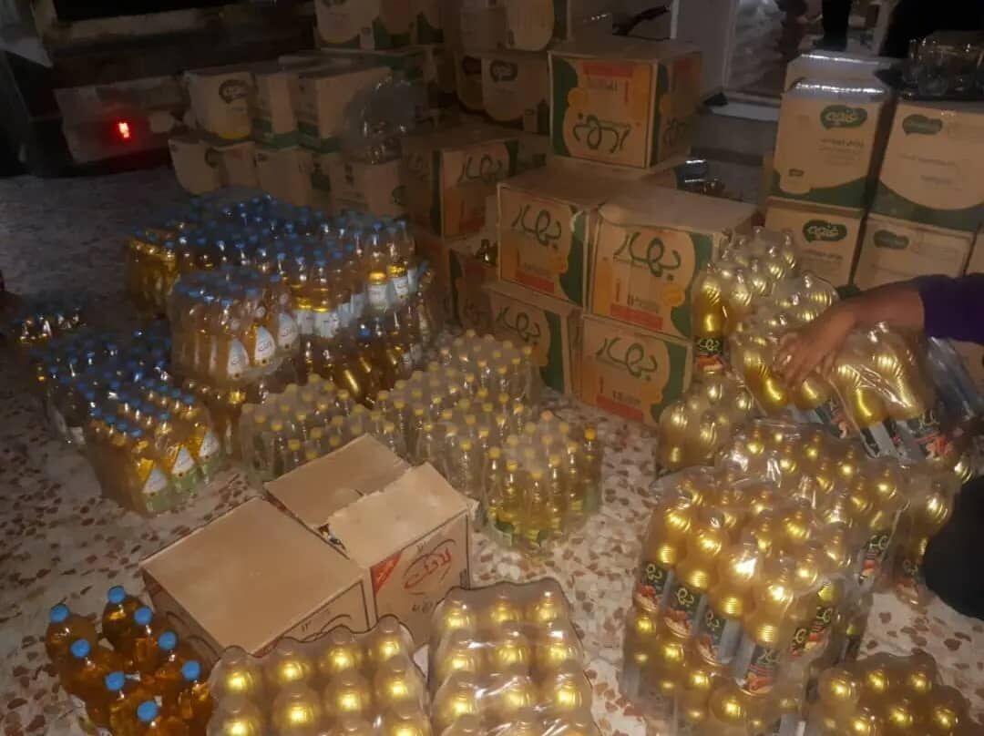 حدود ۱۰ تن روغن خوراکی احتکاری در جوانرود کشف شد حدود ۱۰ تن روغن خوراکی احتکاری در جوانرود کشف شد