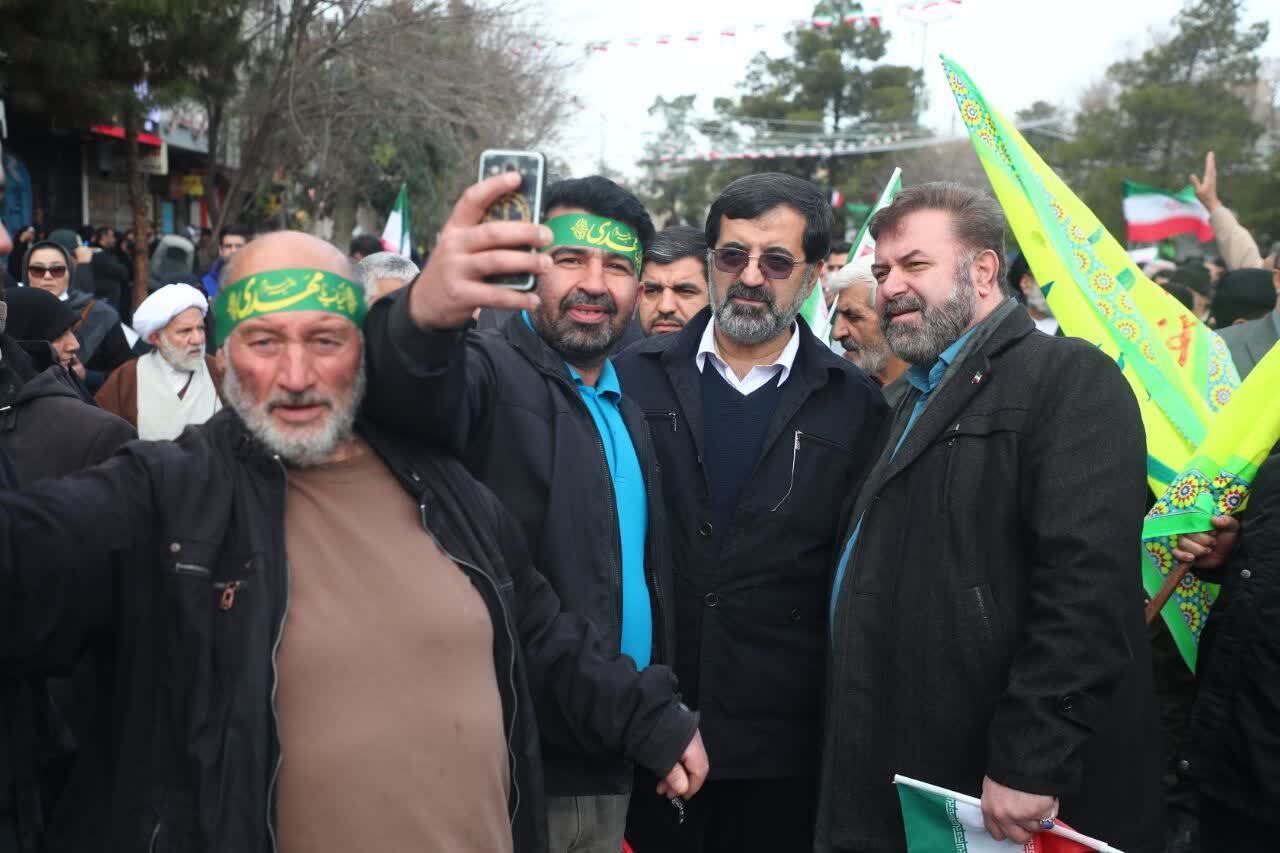 ملت ایران تحت هیچ فشاری تسلیم نخواهد شد