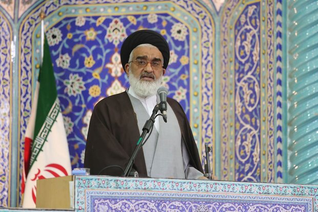 خامنهای دیگری در راه است / آیندهای روشن در انتظار کشور و امت اسلامی خامنهای دیگری در راه است / آیندهای روشن در انتظار کشور و امت اسلامی