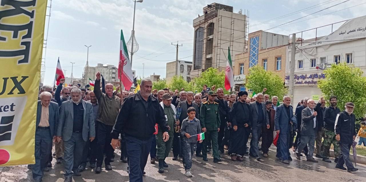 حماسه ی بی نظیر، حضور باشکوه دریادلان غیور، ولایتمدار،روزه دارو انقلابی شهرستان گناوه در روزجهانی قدس حماسه ی بی نظیر، حضور باشکوه دریادلان غیور، ولایتمدار،روزه دارو انقلابی شهرستان گناوه در روزجهانی قدس