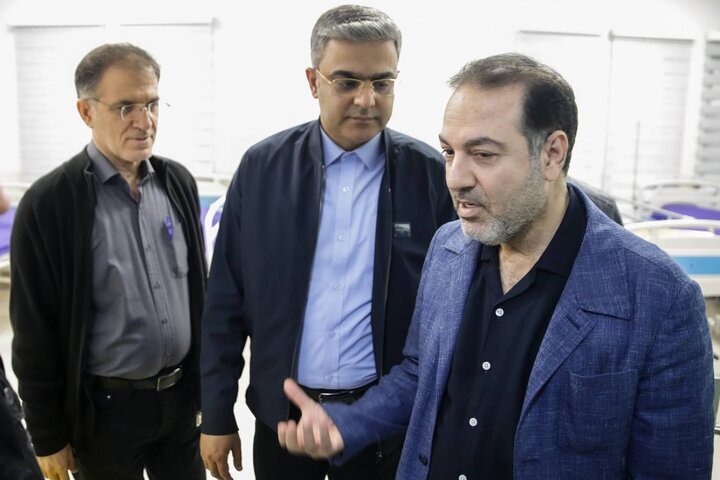 بازدید معاون وزارت بهداشت از بیمارستان شهدای خلیج فارس بوشهر/ خدمات سلامت در جزیره خارک ادامه دارد بازدید معاون وزارت بهداشت از بیمارستان شهدای خلیج فارس بوشهر/ خدمات سلامت در جزیره خارک ادامه دارد