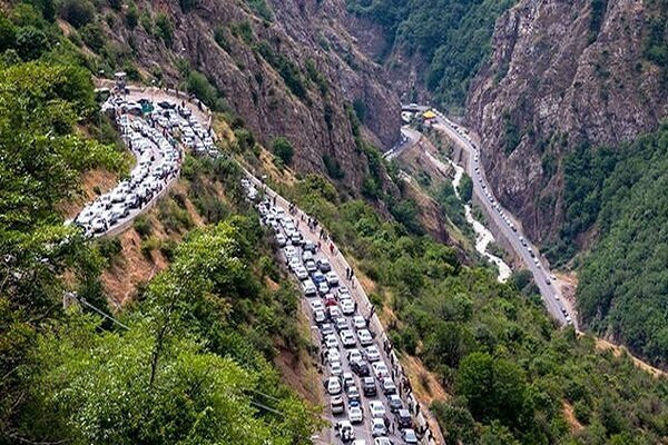 آخرین وضعیت جادههای شمالی کشور تشریح شد/ ترافیک سنگین و بارش برف در محورهای کندوان و هراز آخرین وضعیت جادههای شمالی کشور تشریح شد/ ترافیک سنگین و بارش برف در محورهای کندوان و هراز