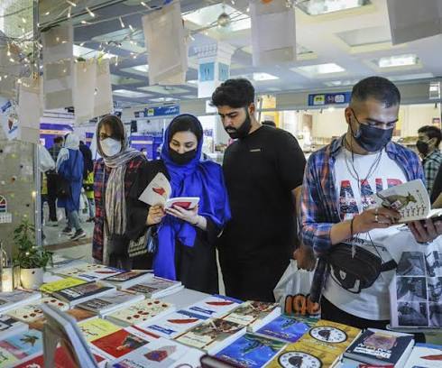 نمایشگاه بزرگ کتاب شاهرود با ۱۲ هزار جلد کتاب آغاز به کار کرد نمایشگاه بزرگ کتاب شاهرود با ۱۲ هزار جلد کتاب آغاز به کار کرد