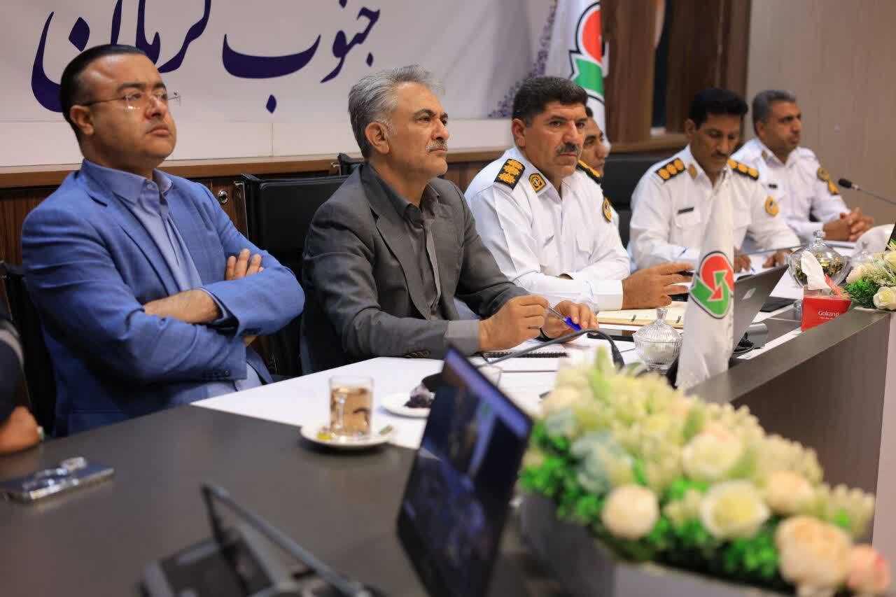 جنوب کرمان در آمادهباش برای مدیریت جادهای مراسم تشییع رهبر شهید جنوب کرمان در آمادهباش برای مدیریت جادهای مراسم تشییع رهبر شهید