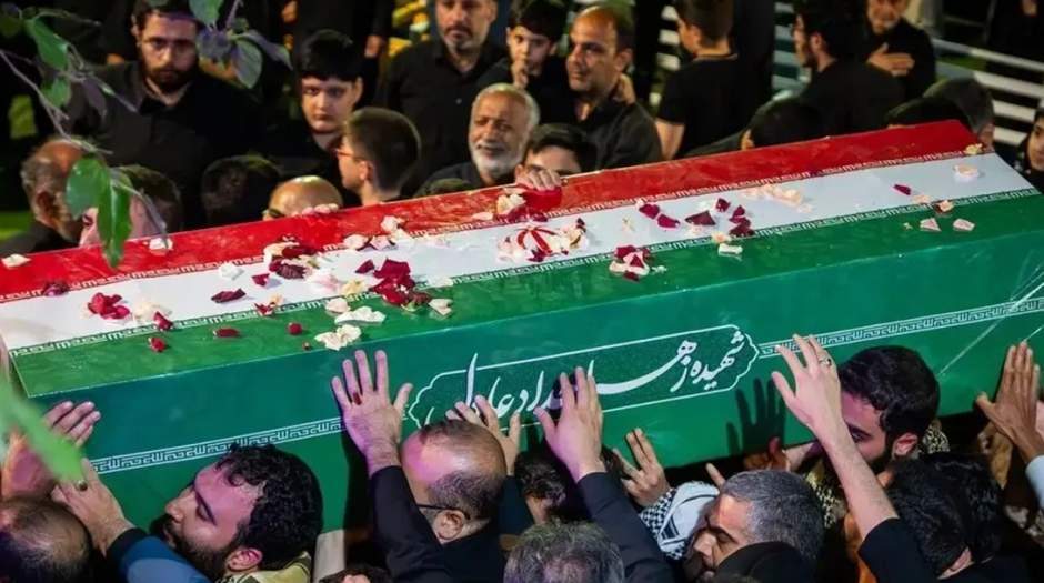 خرمآباد میزبان آیین ویژه بانوان در وداع با رهبر شهید خرمآباد میزبان آیین ویژه بانوان در وداع با رهبر شهید