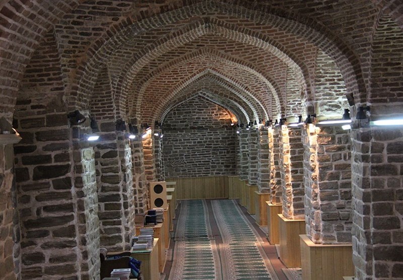 مسجد جامع ارومیه؛ بنای هزارسالهای که پشت دیوارهای فراموشی مانده است مسجد جامع ارومیه؛ بنای هزارسالهای که پشت دیوارهای فراموشی مانده است