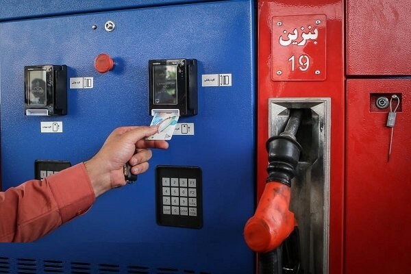 اعلام جزئیات شارژ سهمیه ۴۰ لیتری بنزین با نرخ ۵ هزار تومان از سوی استاندار کرمان اعلام جزئیات شارژ سهمیه ۴۰ لیتری بنزین با نرخ ۵ هزار تومان از سوی استاندار کرمان