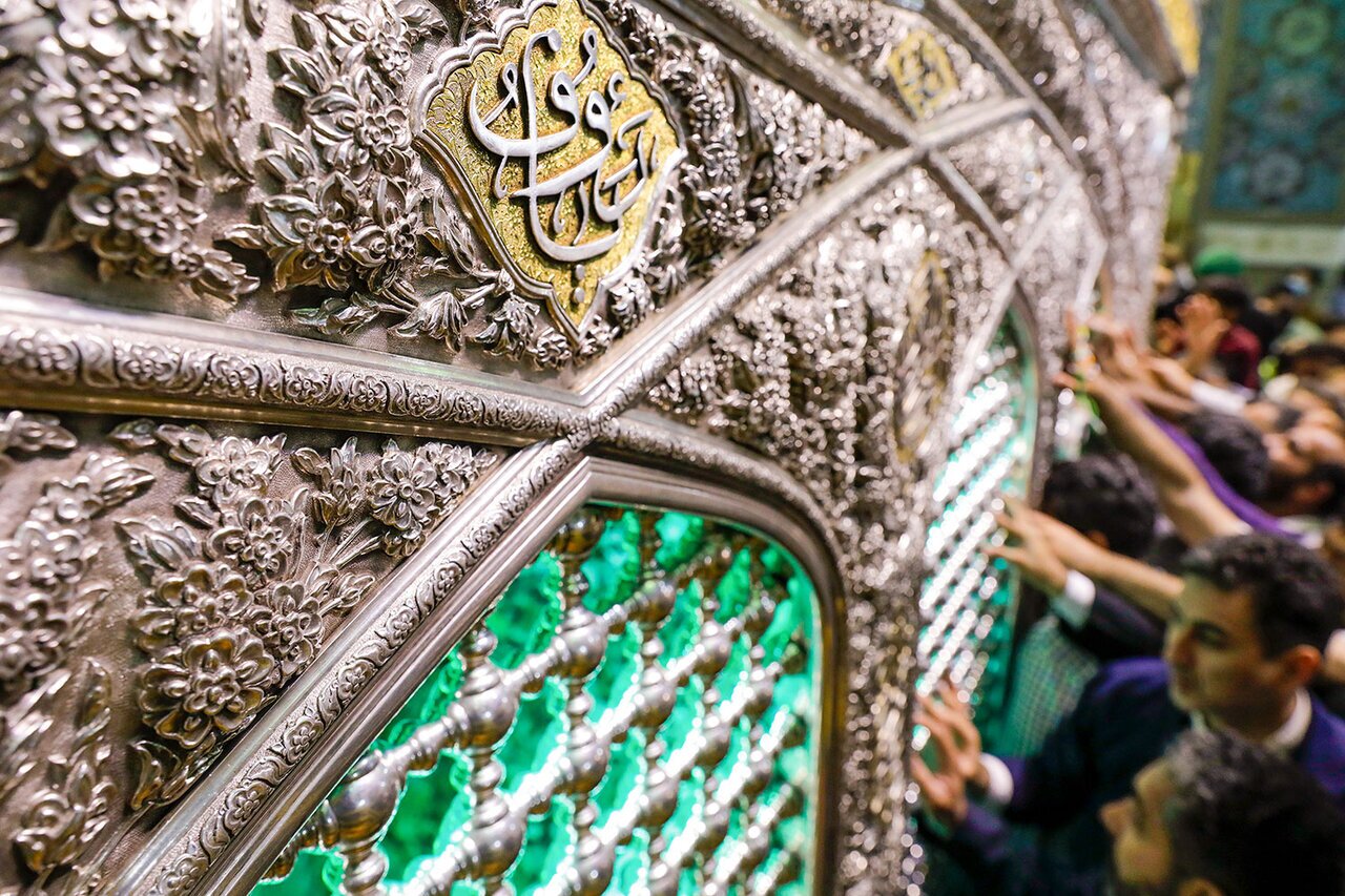 شهادت امام رئوف، حضرت ثامن الحجج (ع): پیش رضا (ع) کنار خداییم تا ابد... شهادت امام رئوف، حضرت ثامن الحجج (ع): پیش رضا (ع) کنار خداییم تا ابد...
