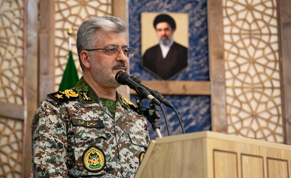 تولید و توسعه تجهیزات دفاعی بدون وقفه ادامه دارد/دشمن توان دفاعی ایران را درست محاسبه نکرد تولید و توسعه تجهیزات دفاعی بدون وقفه ادامه دارد/دشمن توان دفاعی ایران را درست محاسبه نکرد