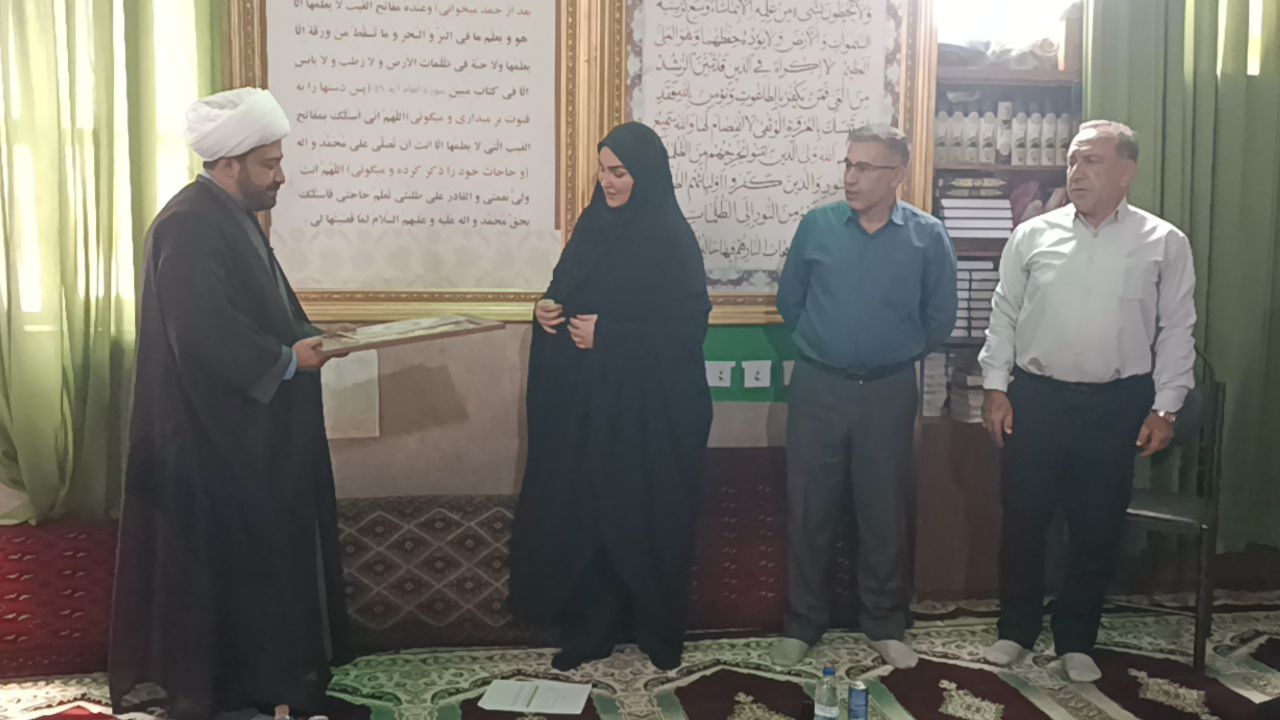 مساجد محور حل مشکلات روستاها میشوند/ تشکیل کمیتههای پیگیری در ۴ مسجد بخش مرکزی پردیس+فیلم مساجد محور حل مشکلات روستاها میشوند/ تشکیل کمیتههای پیگیری در ۴ مسجد بخش مرکزی پردیس+فیلم