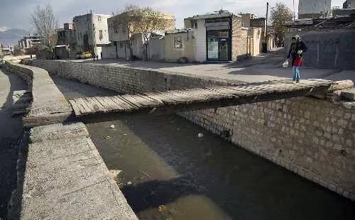 آبشوران شاطرآباد در محاصره بوی بد و موش‌ها؛ صدای اعتراض مردم به کجا می‌رسد؟ + فیلم