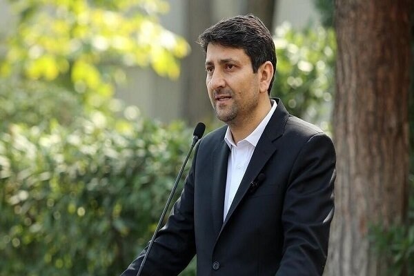 وزیر ارتباطات وارد اصفهان شد وزیر ارتباطات وارد اصفهان شد