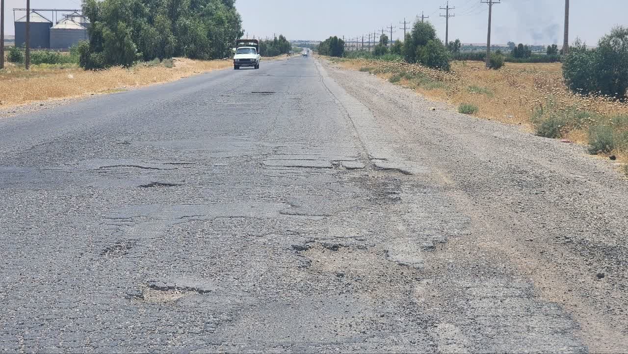 تردد در مسیر ناامن؛ تهدیدی برای تولید پایدار نفت / چشمهخوش دهلران چشمانتظار توجه مسئولان تردد در مسیر ناامن؛ تهدیدی برای تولید پایدار نفت / چشمهخوش دهلران چشمانتظار توجه مسئولان